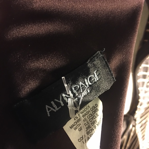 Alyn Paige brown halter dress - Picture 6 of 6